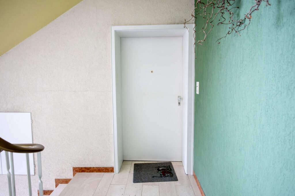 Wohnungstür EG