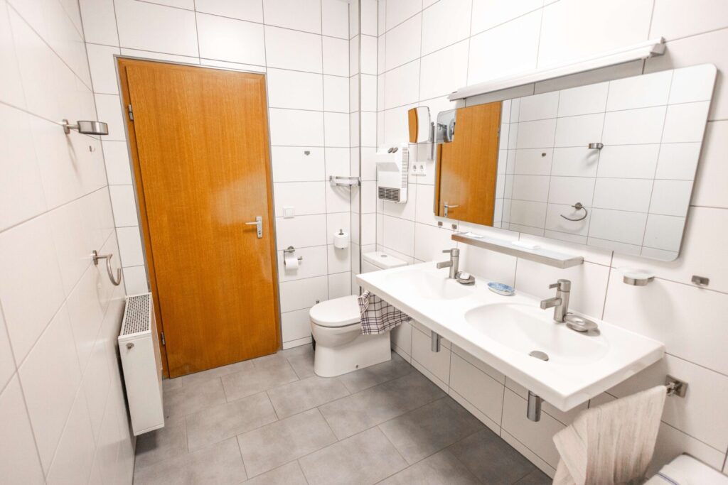 Badezimmer 1